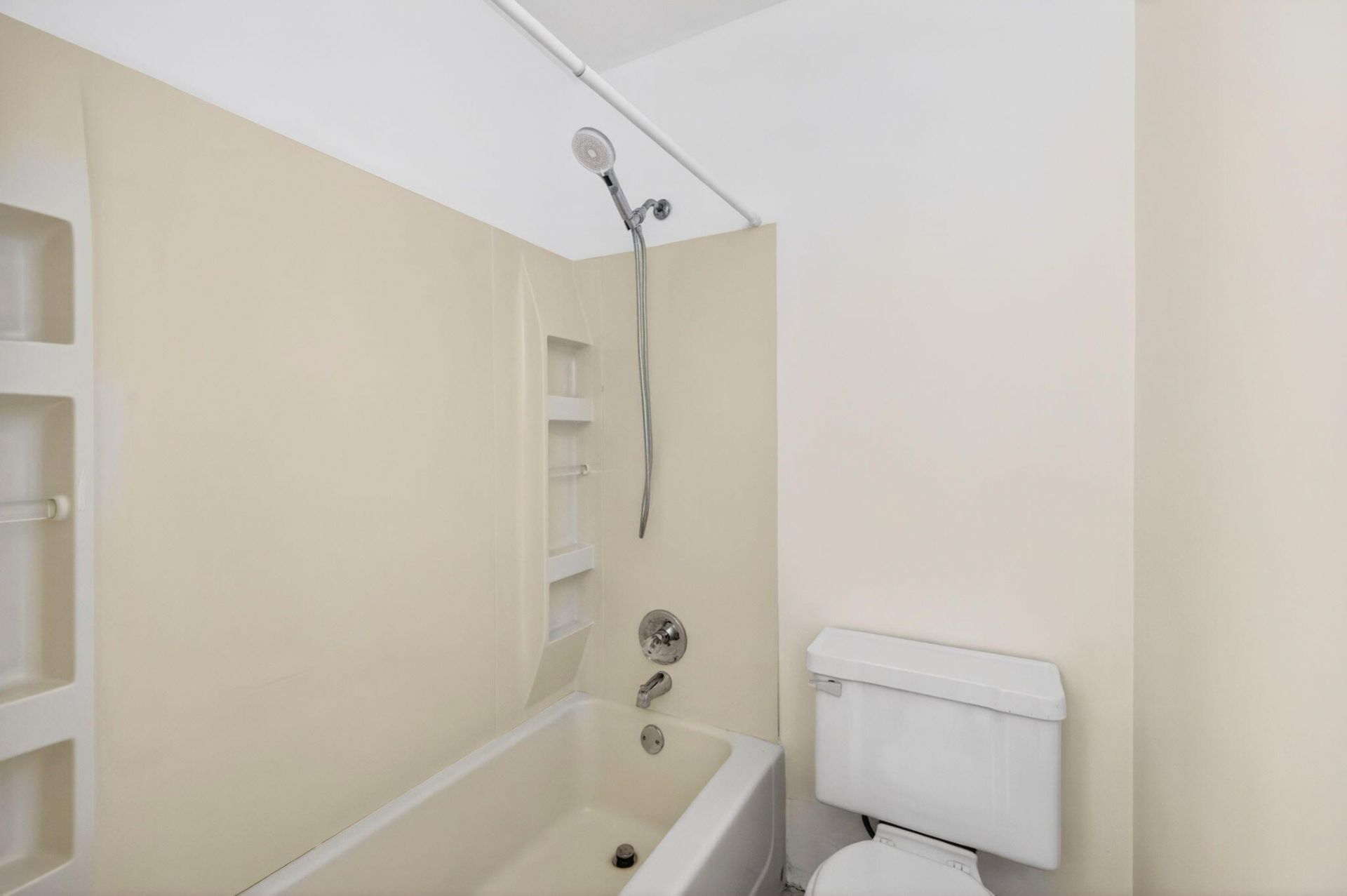 1500 SE 15th Street, Unit 315, Fort Lauderdale, FL 33316 Photo