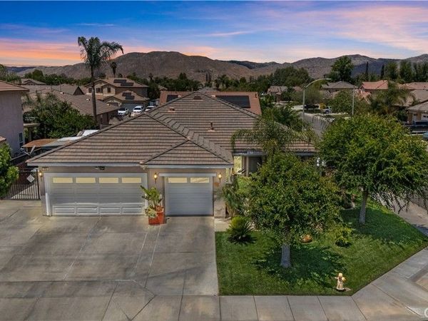 254 Percheron Court, San Jacinto, CA 92582
