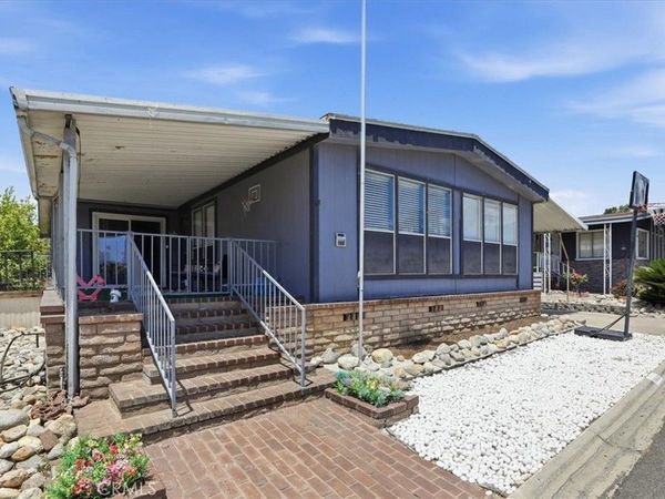 929 E Foothill, Upland, CA 91786
