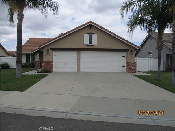 27170 Calle Ayrton, Menifee, CA 92586