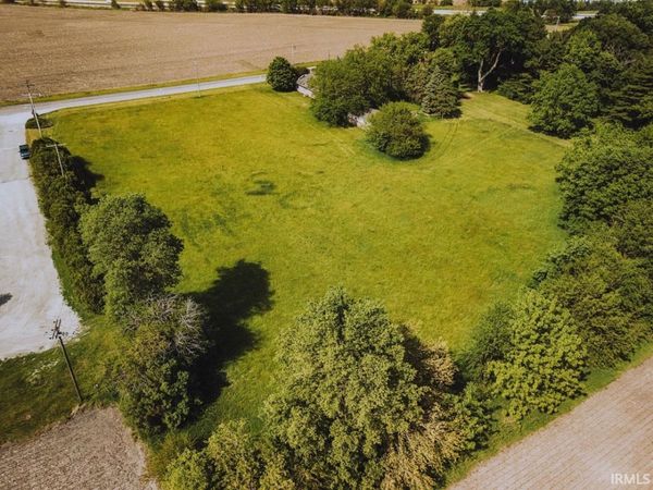 518 State Rd 18 Road, Fowler, IN 47944