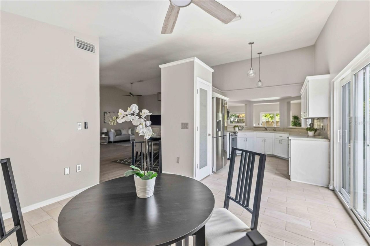 7795 Pine Trace, Sarasota, FL 34243 Photo