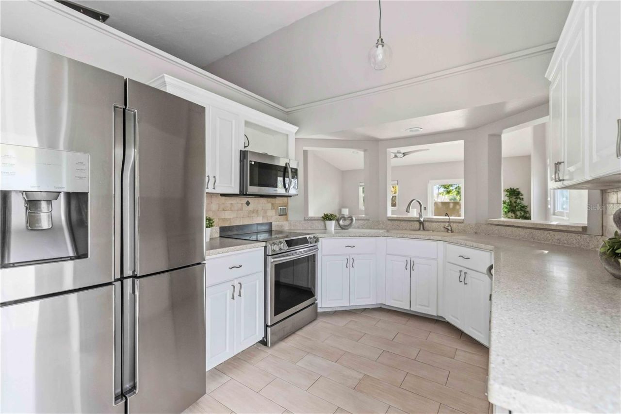 7795 Pine Trace, Sarasota, FL 34243 Photo