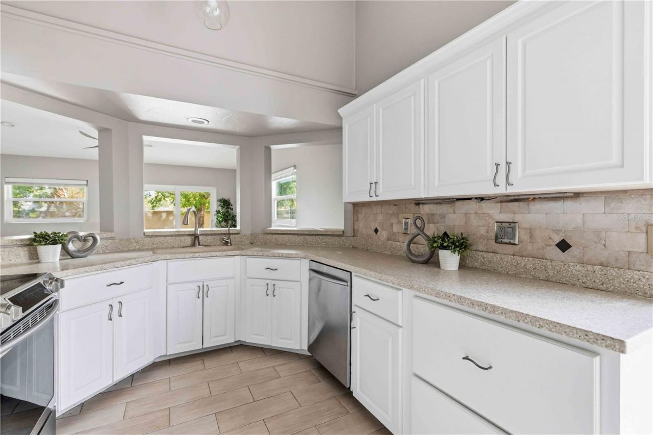 7795 Pine Trace, Sarasota, FL 34243 Photo