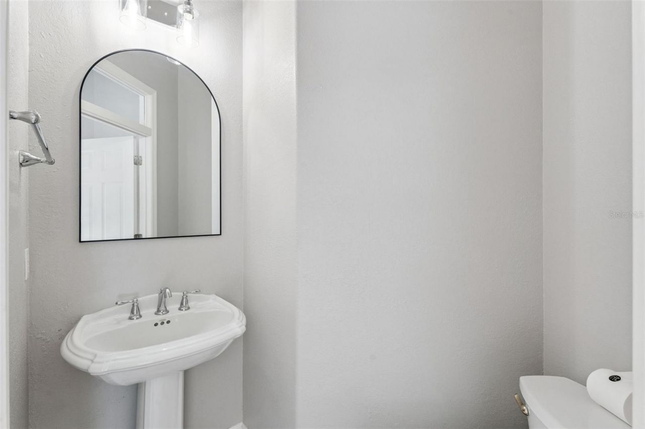 9833 Camberley Circle , Orlando, FL 32836 Photo