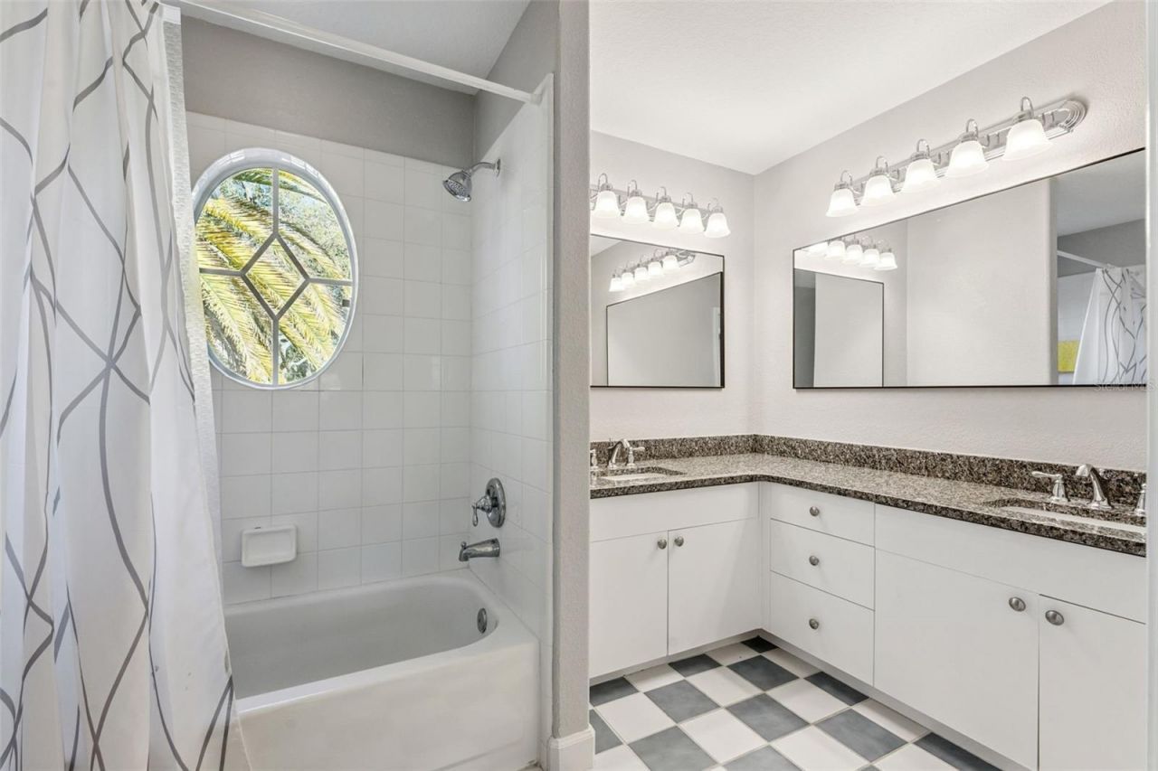 9833 Camberley Circle , Orlando, FL 32836 Photo