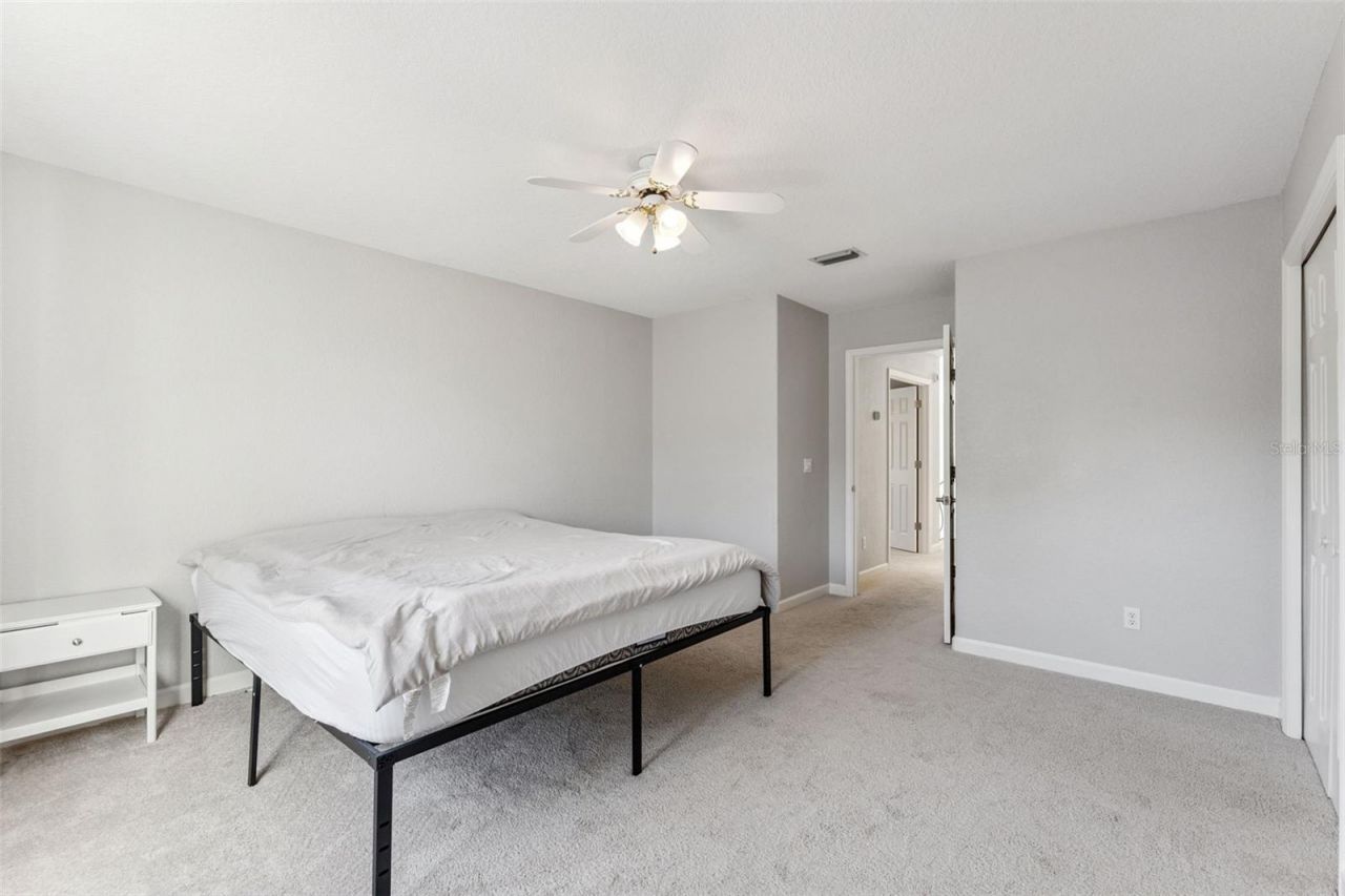 9833 Camberley Circle , Orlando, FL 32836 Photo