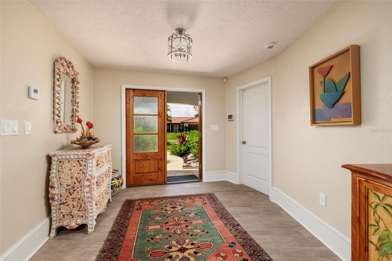 2011 Michigan Avenue Ne, Saint Petersburg, FL 33703 Photo
