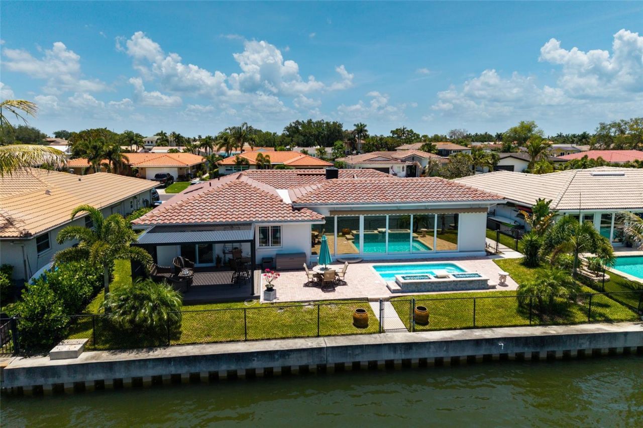 2011 Michigan Avenue Ne, Saint Petersburg, FL 33703 Photo