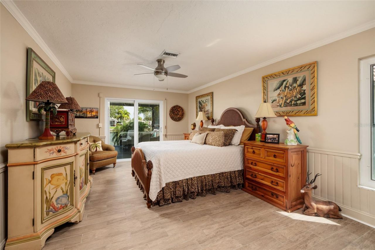 2011 Michigan Avenue Ne, Saint Petersburg, FL 33703 Photo