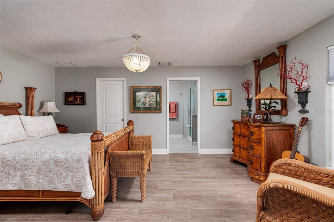 2011 Michigan Avenue Ne, Saint Petersburg, FL 33703 Photo