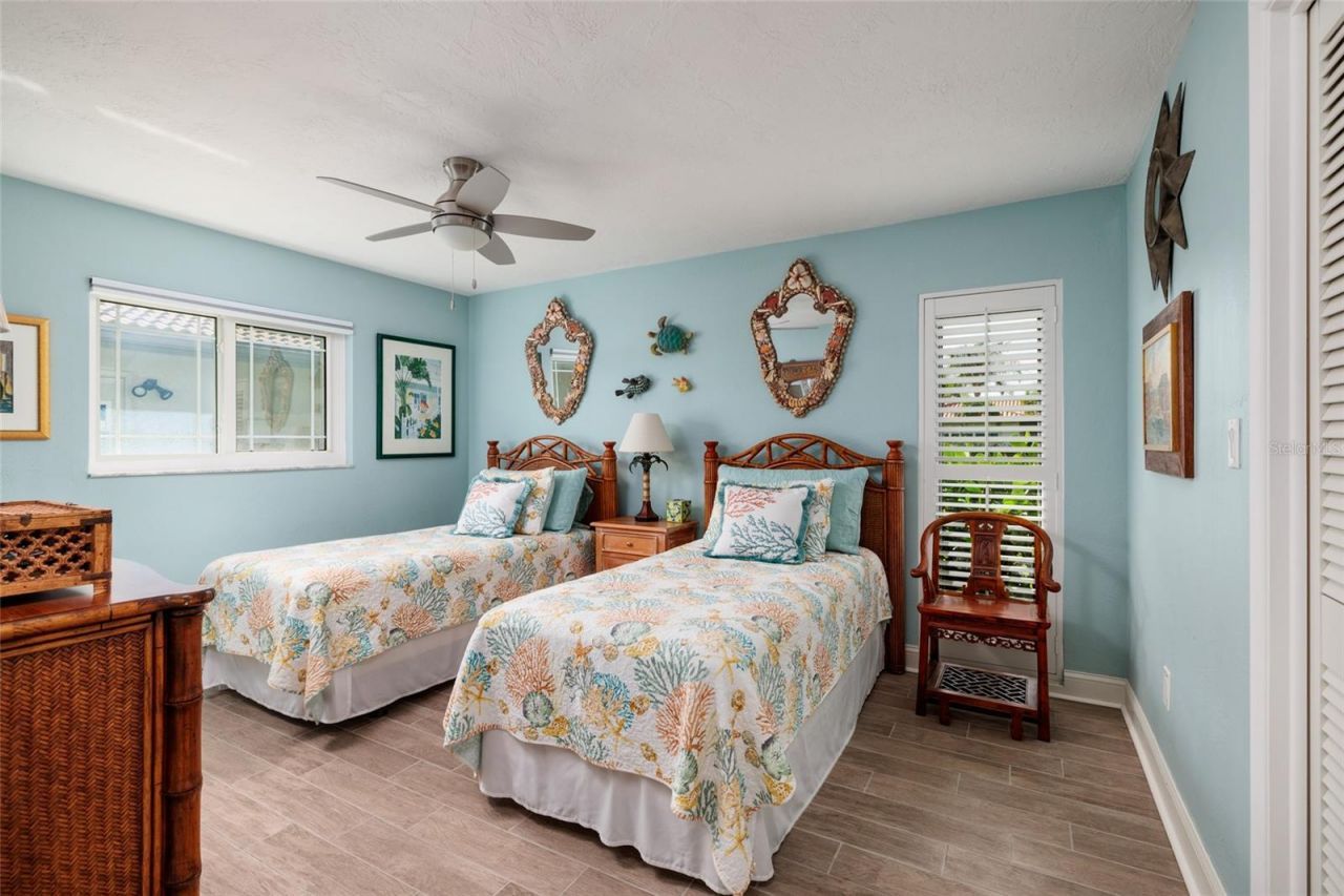 2011 Michigan Avenue Ne, Saint Petersburg, FL 33703 Photo