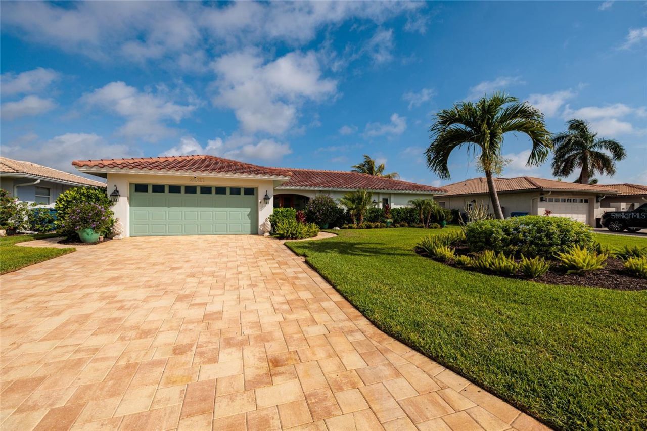 2011 Michigan Avenue Ne, Saint Petersburg, FL 33703 Photo