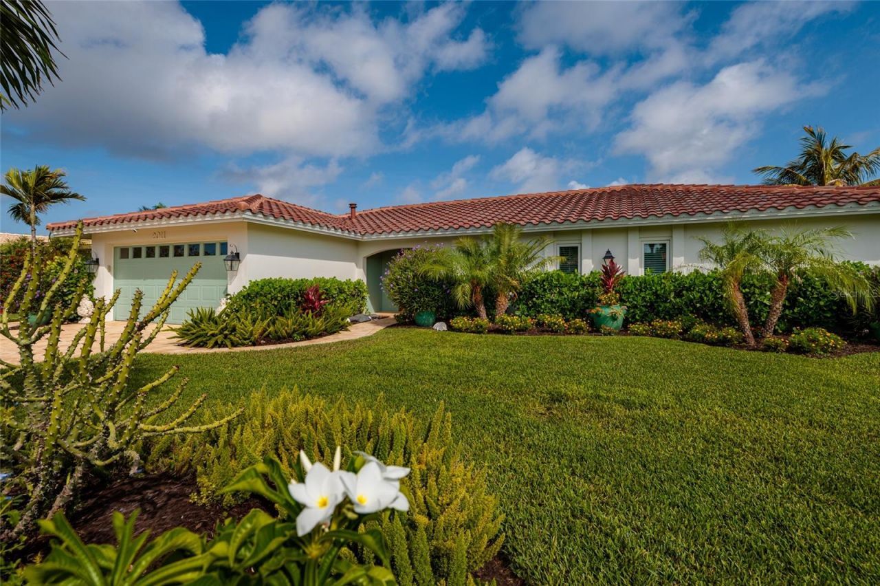 2011 Michigan Avenue Ne, Saint Petersburg, FL 33703 Photo