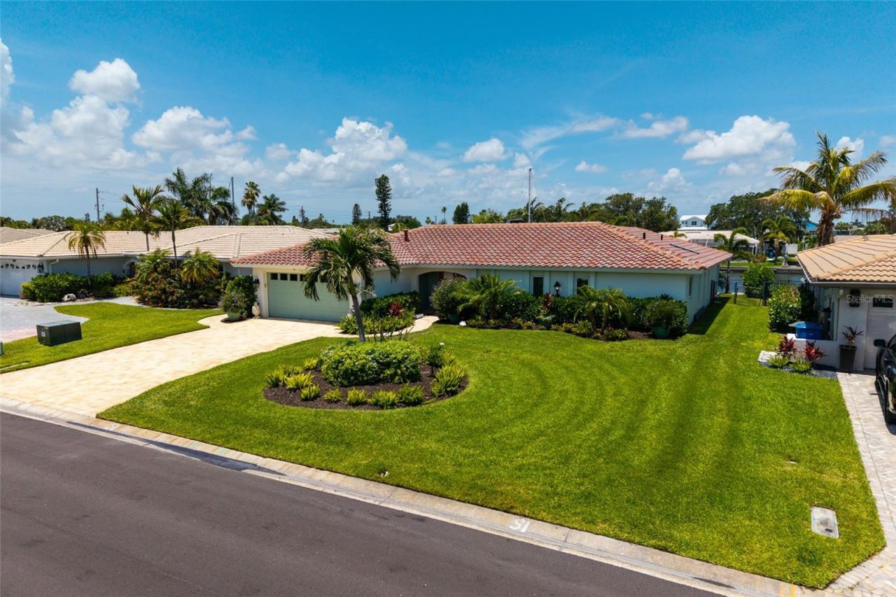 2011 Michigan Avenue Ne, Saint Petersburg, FL 33703 Photo