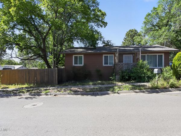 2029 N WEST Street, Flagstaff, AZ 86004