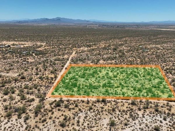 S Twin Hawk Lane, Unit 2, Marana, AZ 85658