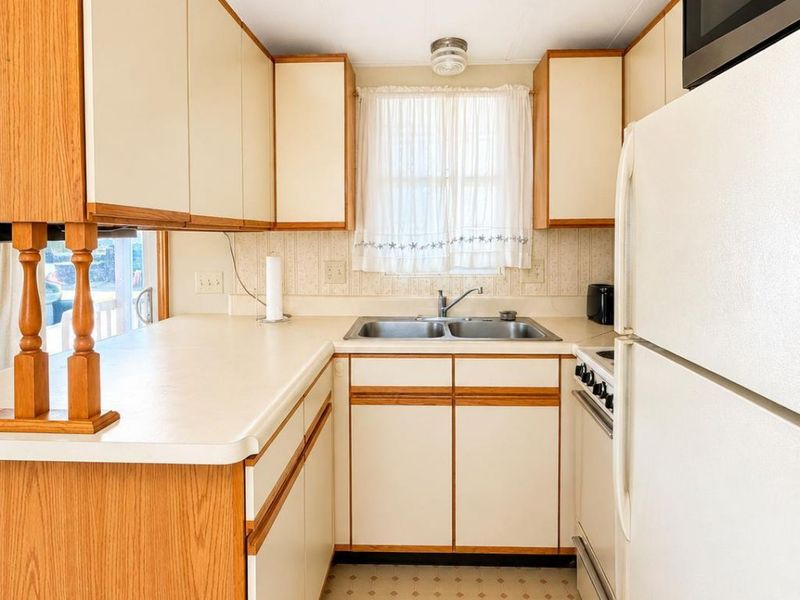 1220 W Richey Road, Unit 46, Port Clinton, OH 43452 Photo 4