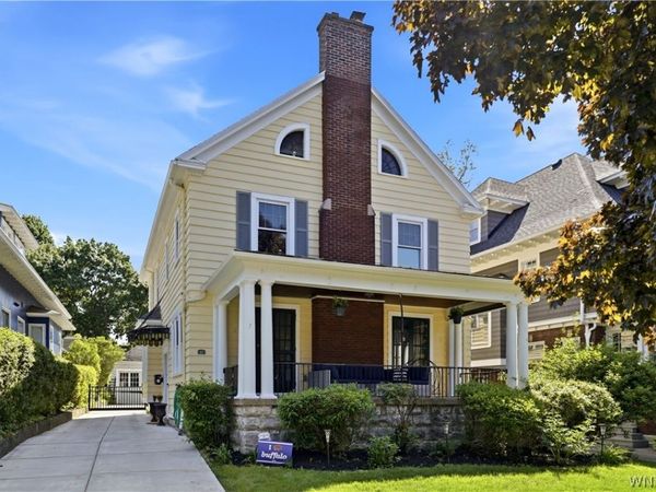 40 Jewett Parkway , Buffalo, NY 14214