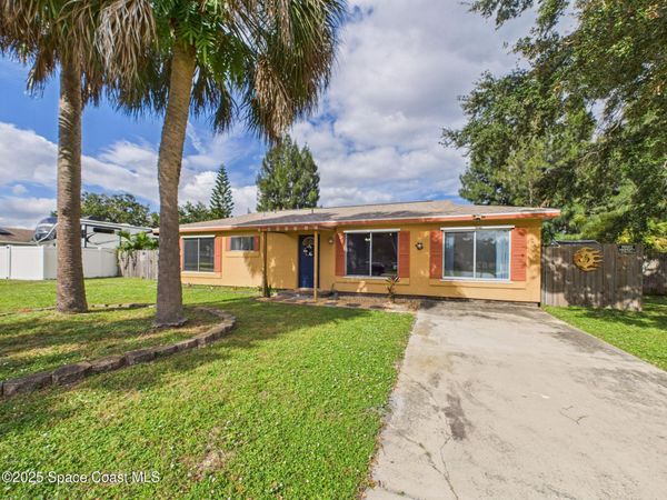 1490 Mariposa Drive NE , Palm Bay, FL 32905