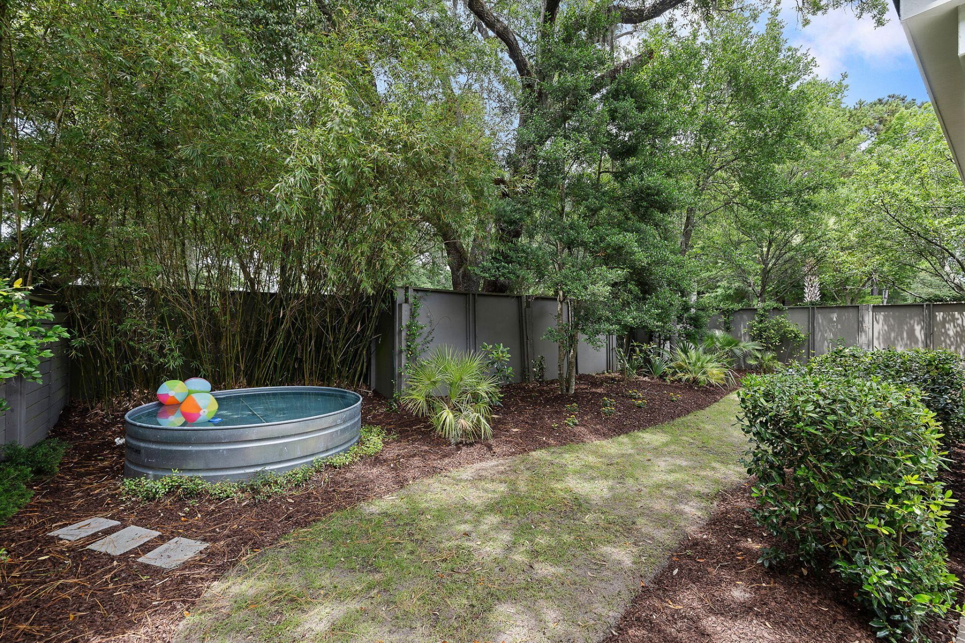 2417 Old Georgetown Road Photo 5