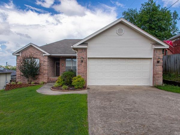 10712 Misty Ridge Drive, Sherwood, AR 72120