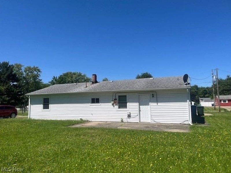 7405 Denny Drive, North Ridgeville, OH 44039 Photo 2