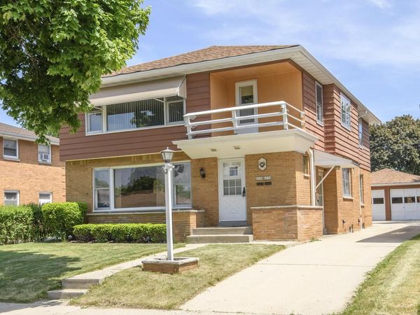4248 N 90th COURT, Unit 4250, Milwaukee, WI 53222