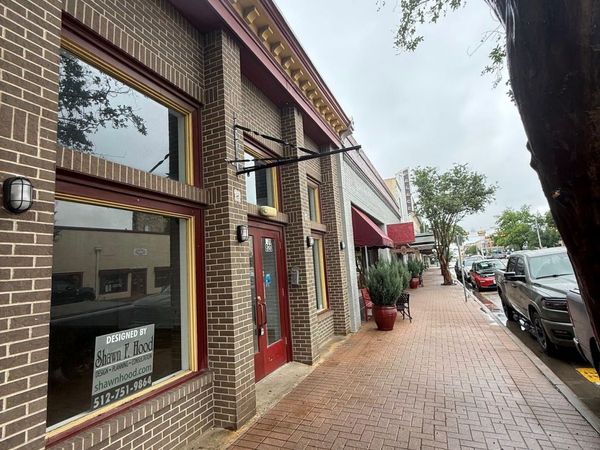 820 S Austin Ave , Georgetown, TX 78626