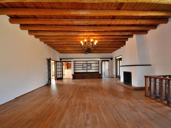 904 Bishops Lodge Road , Santa Fe, NM 87501