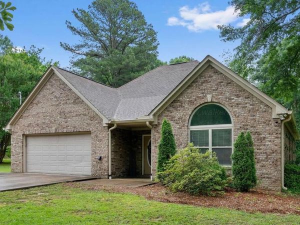 470 N WALSTON BRIDGE Rd, Jasper, AL 35504