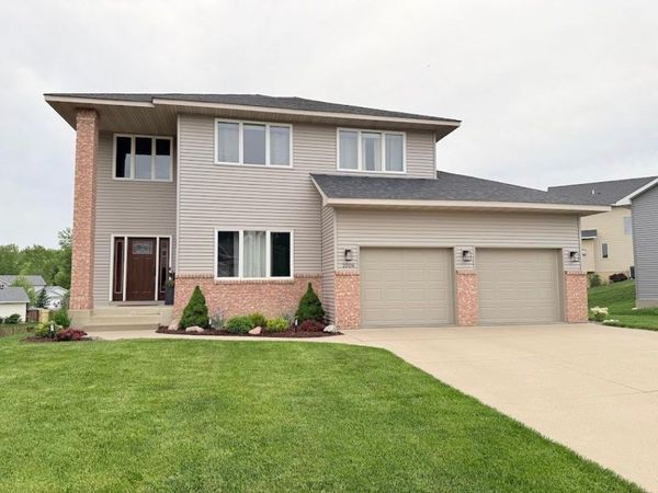 1006 Harvest Drive SW, Lonsdale, MN 55046