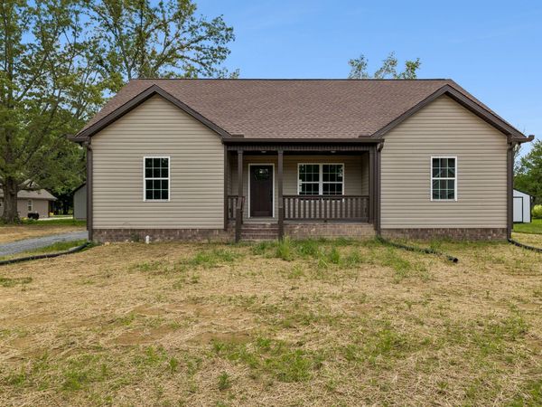 317 Cassie Dr , Lafayette, TN 37083