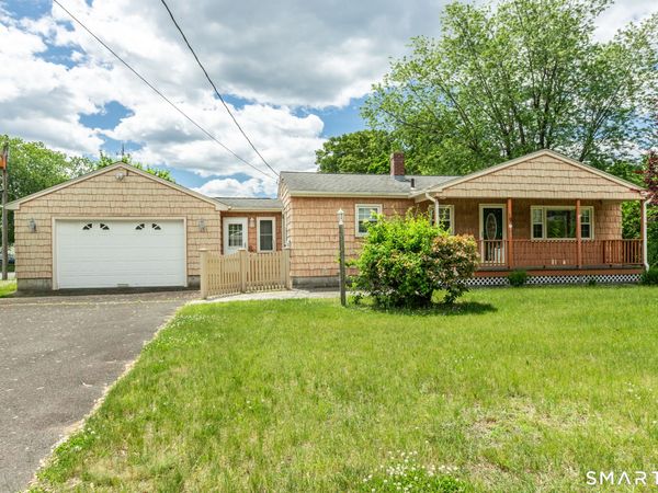 19 Alberta , Windsor Locks, CT 06096