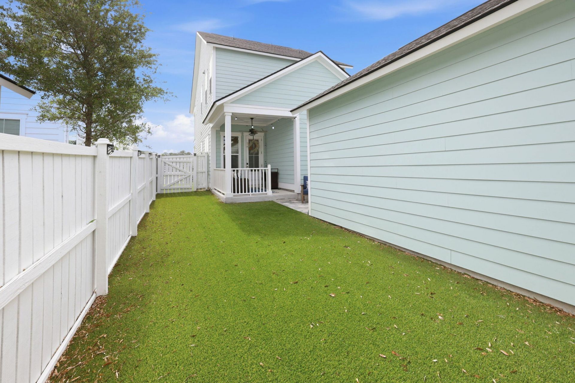 505 North Commodore Way Photo 42