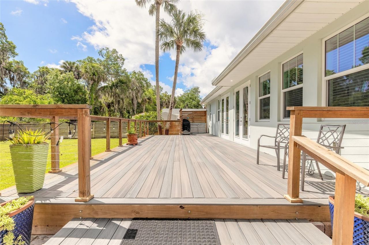 1107 S Orange Street , New Smyrna Beach, FL 32168 Photo