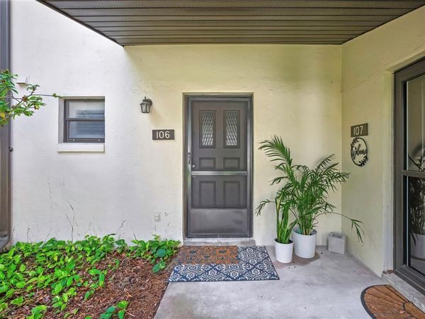 1637 SE PARADISE CIRCLE , Unit 106, CRYSTAL RIVER, FL 34429
