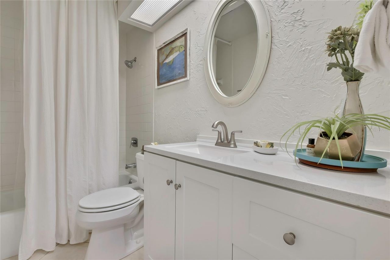 1637 SE Paradise Circle , Unit 106, Crystal River, FL 34429 Photo