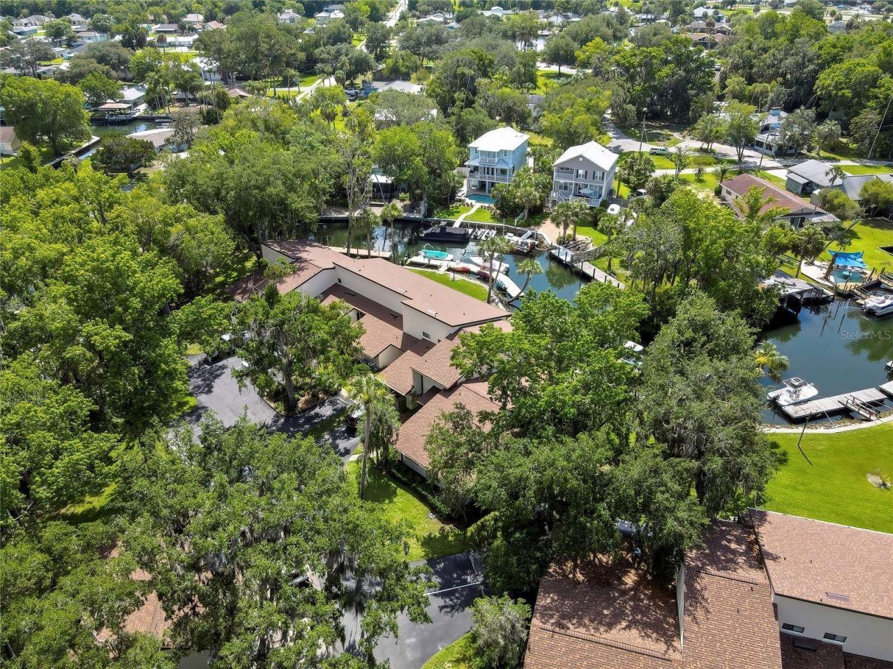 1637 SE Paradise Circle , Unit 106, Crystal River, FL 34429 Photo