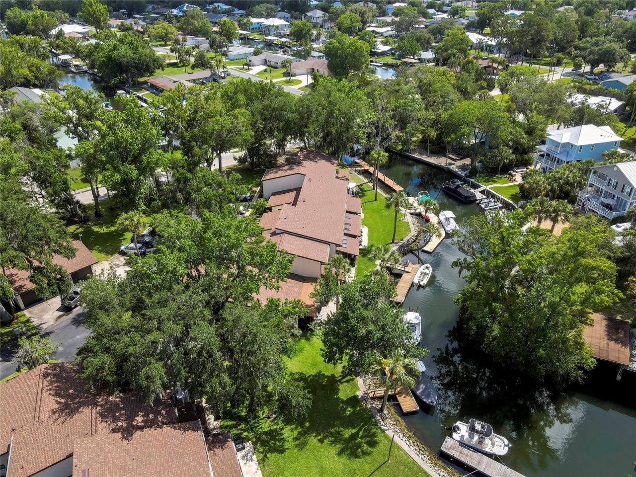 1637 SE Paradise Circle , Unit 106, Crystal River, FL 34429 Photo