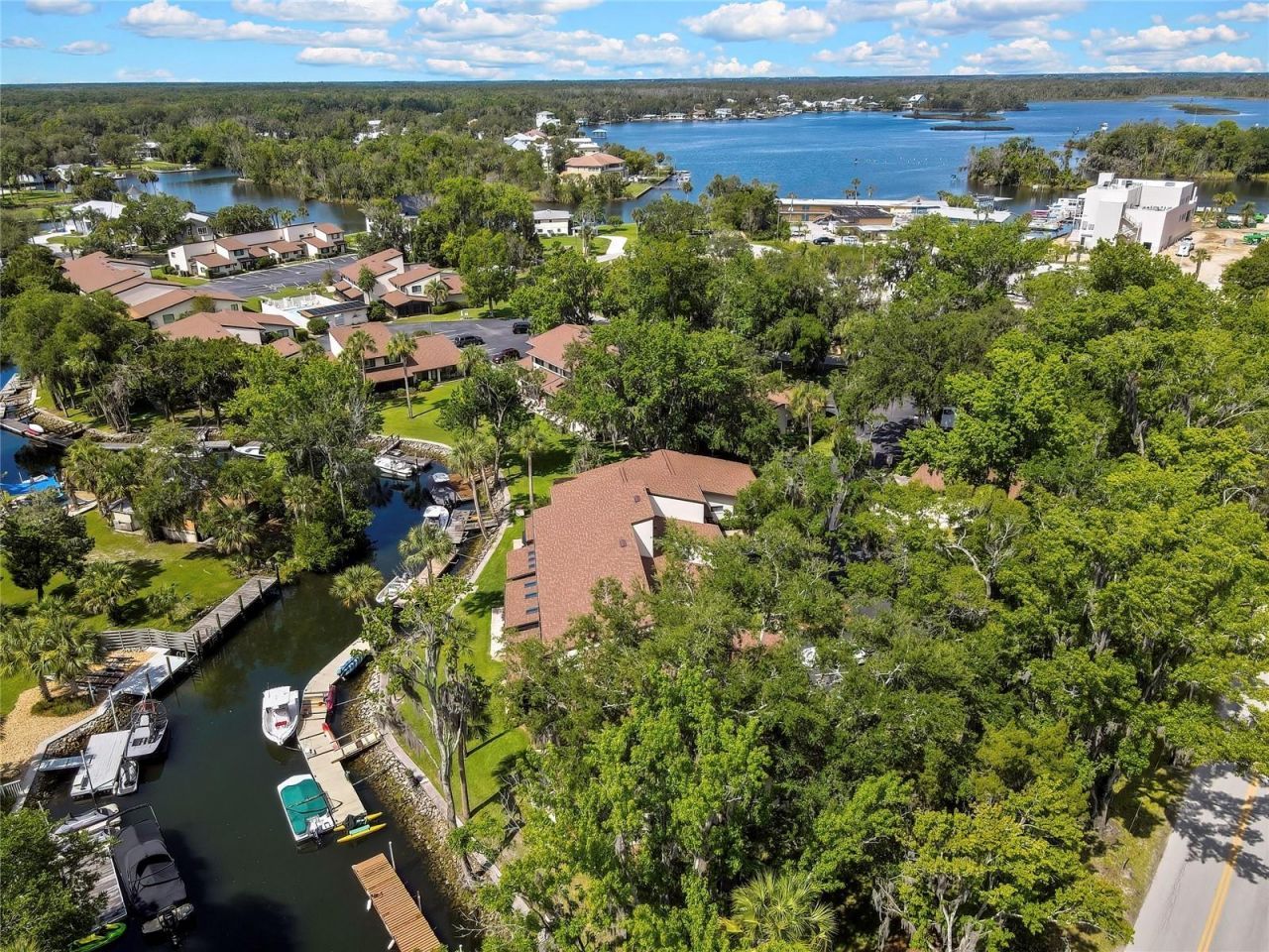 1637 SE Paradise Circle , Unit 106, Crystal River, FL 34429 Photo