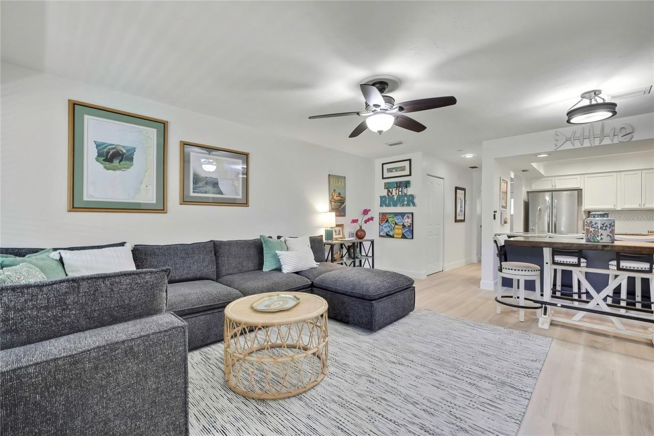 1637 SE Paradise Circle , Unit 106, Crystal River, FL 34429 Photo