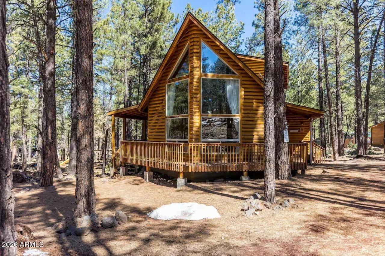 7427 E Knighthood Lane, Williams, AZ 86046 Main Photo