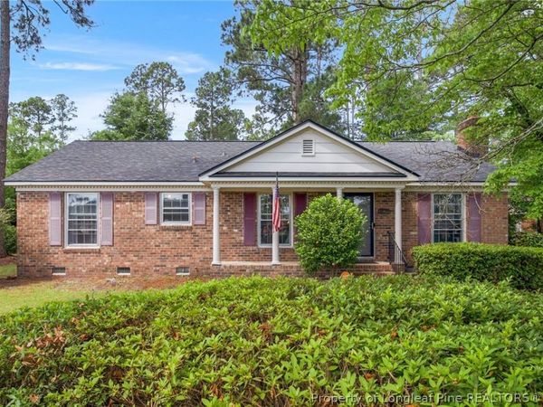 5401 Chesapeake Road , Fayetteville, NC 28311