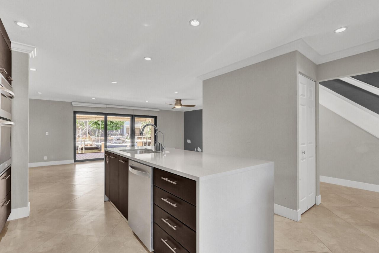 611 NE 12th Terrace, Unit 1, Boynton Beach, FL 33435 Photo
