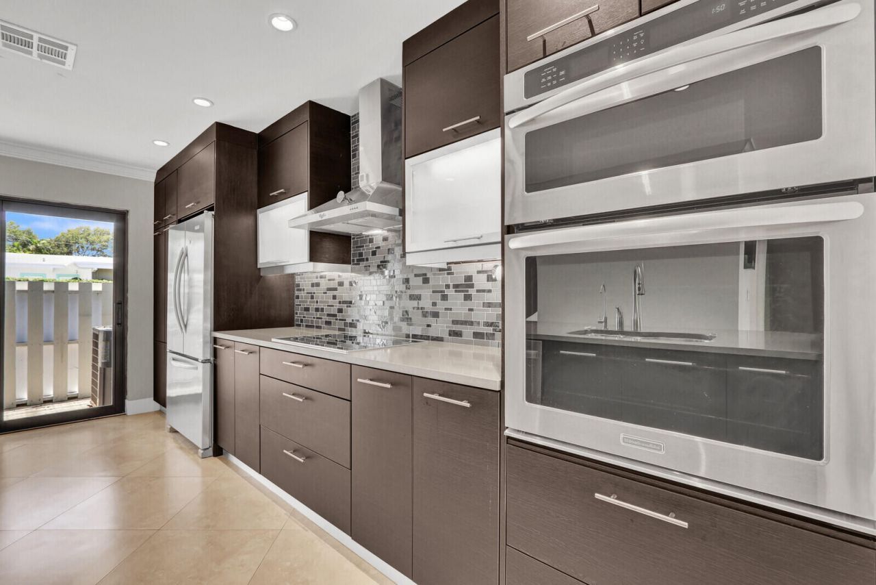 611 NE 12th Terrace, Unit 1, Boynton Beach, FL 33435 Photo