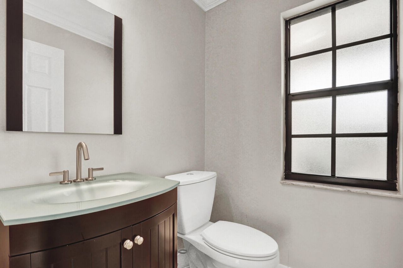 611 NE 12th Terrace, Unit 1, Boynton Beach, FL 33435 Photo