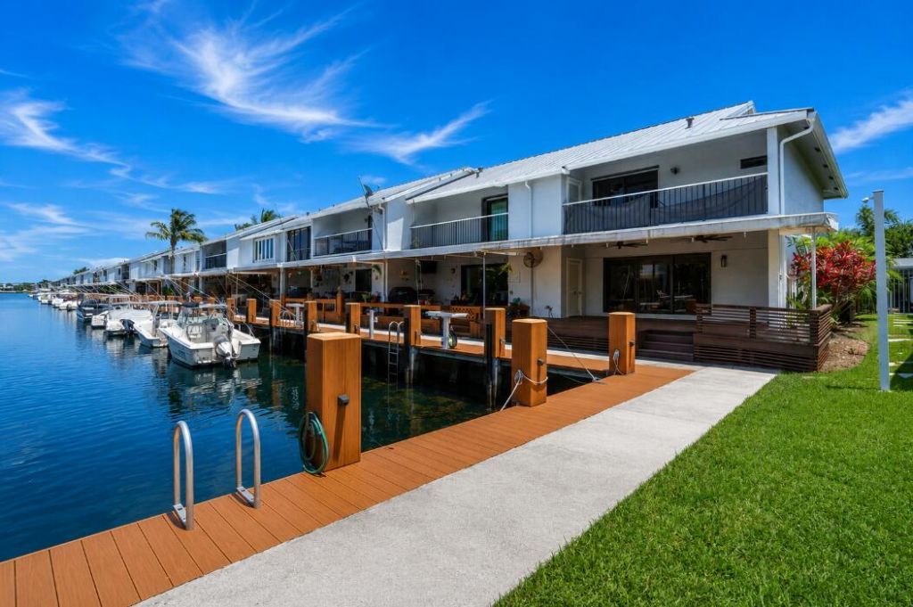 611 NE 12th Terrace, Unit 1, Boynton Beach, FL 33435 Photo