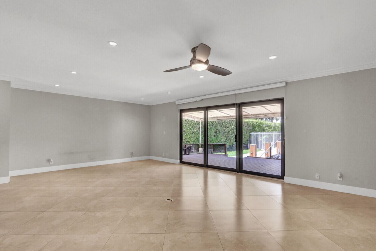 611 NE 12th Terrace, Unit 1, Boynton Beach, FL 33435 Photo