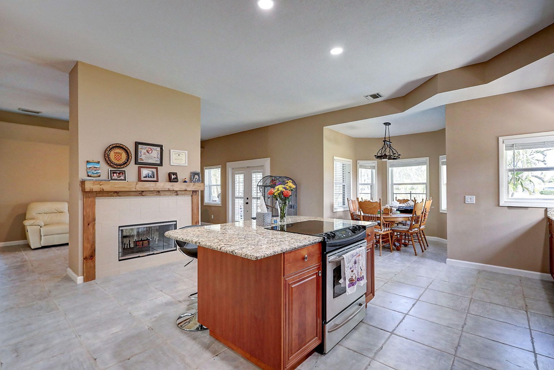 256 SW Ridgecrest Drive, Port Saint Lucie, FL 34953 Photo